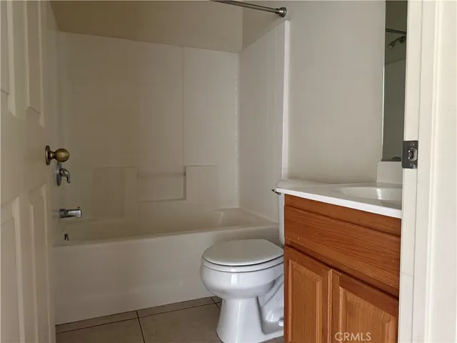 $2,700 | 1555 Orange Street, Unit 1002, Redlands, CA 92374