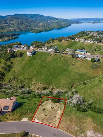 $77,000 | 318 Black Oak Lane, Napa, CA 94558