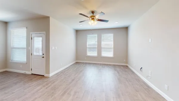 $2,285 | 225 Drumcliffe Drive, Fort Worth, TX 76052
