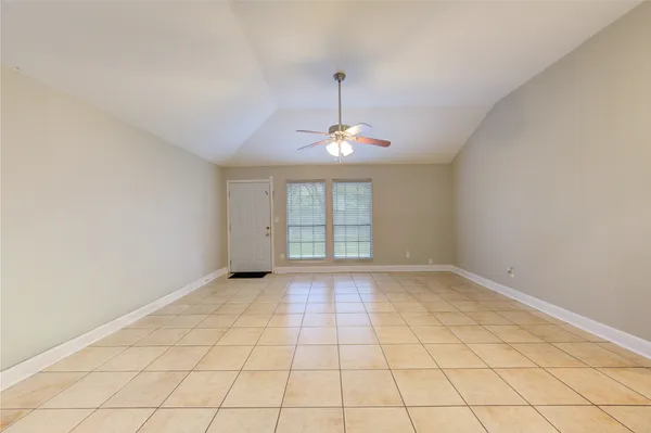 $1,850 | 1606 Quail Run, Brookshire, TX 77423