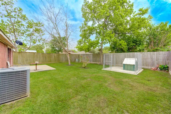 $1,850 | 1606 Quail Run, Brookshire, TX 77423