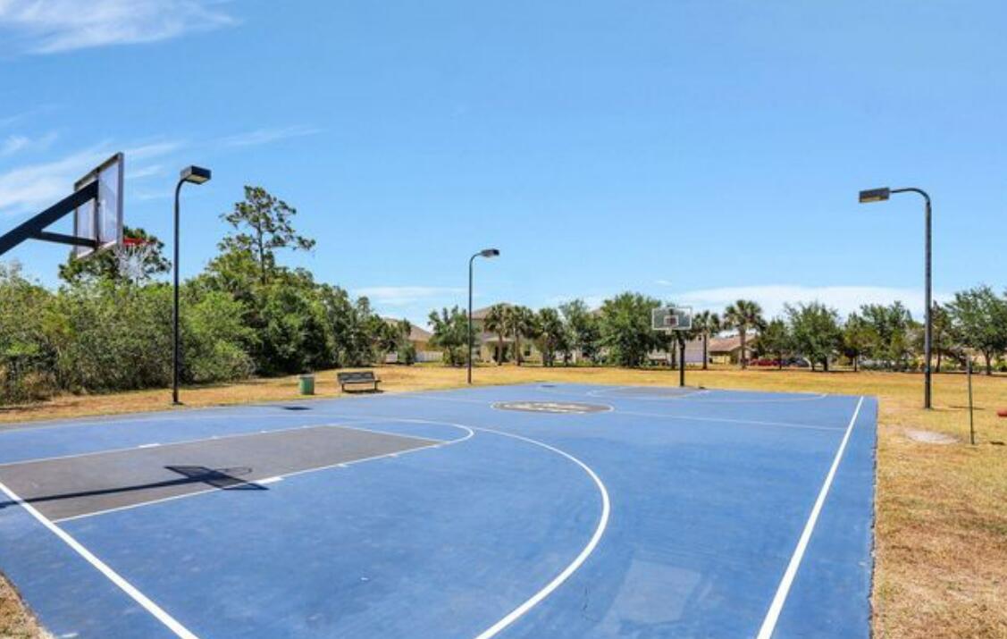 9322 Treasure Coast Street Fort Pierce, FL 34945 - Photo 5 of 10 Screenshot 8