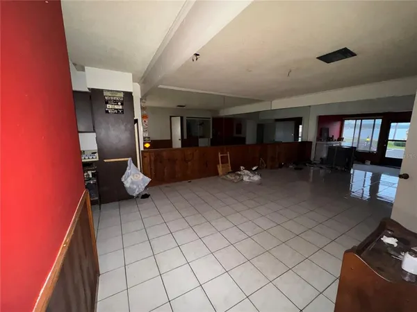 $200,000 | 11001 Southeast Sunset Harbor Road, Unit D21, Summerfield, FL 34491