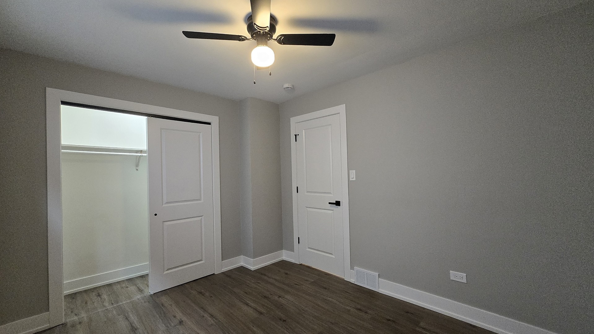 237 West 117th Street Chicago, IL 60628 - Photo 8 of 29
