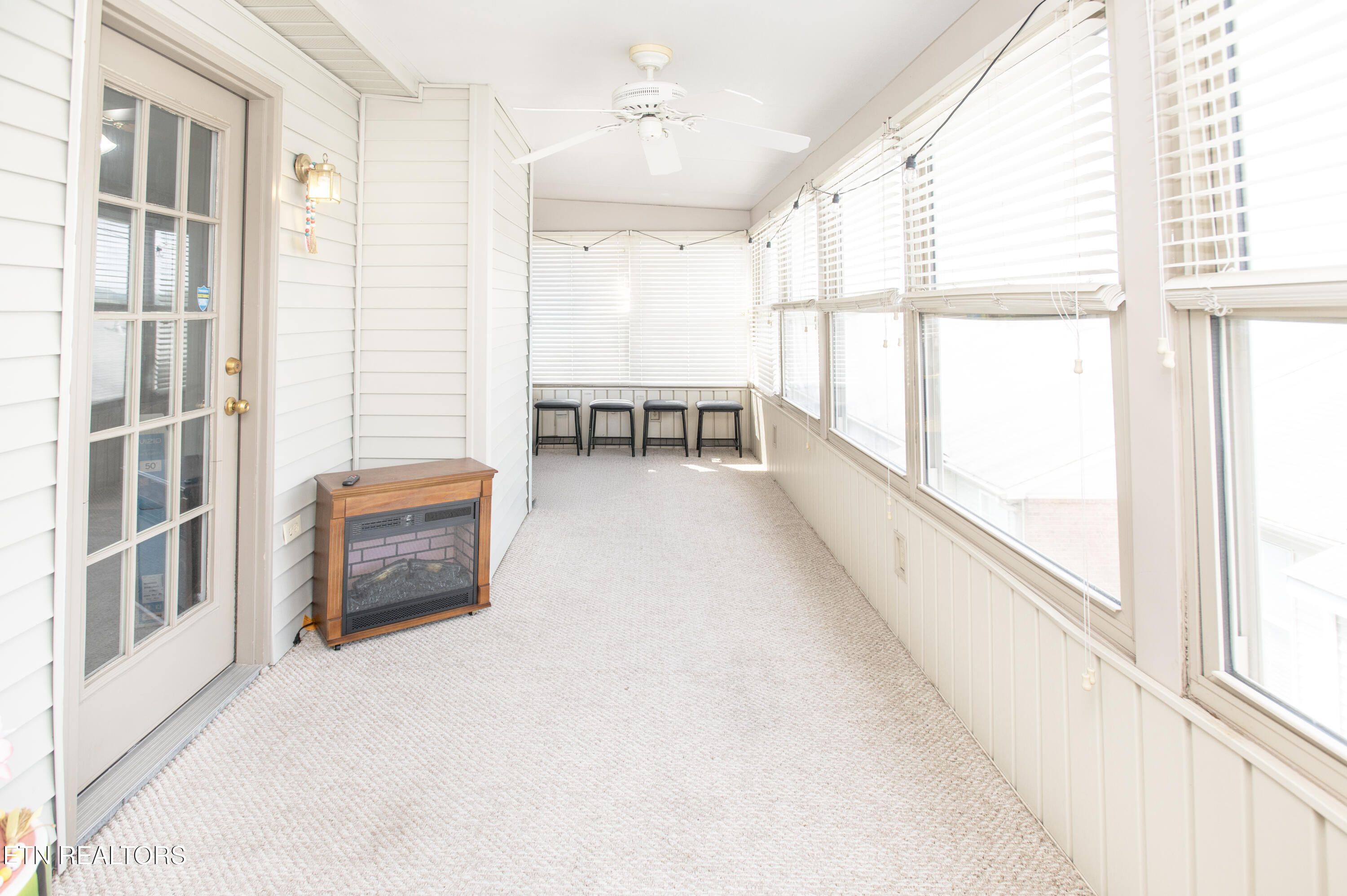 369 Hawthorne Oaks Way Powell, TN 37849 - Photo 12 of 16 Sunroom