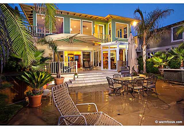 566 Neptune Avenue Encinitas, CA 92024 - Photo 3 of 10