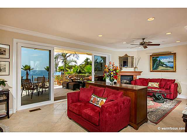 566 Neptune Avenue Encinitas, CA 92024 - Photo 8 of 10