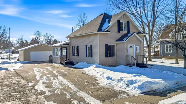 $220,000 | 1140 Florence Street, Baldwin, WI 54002
