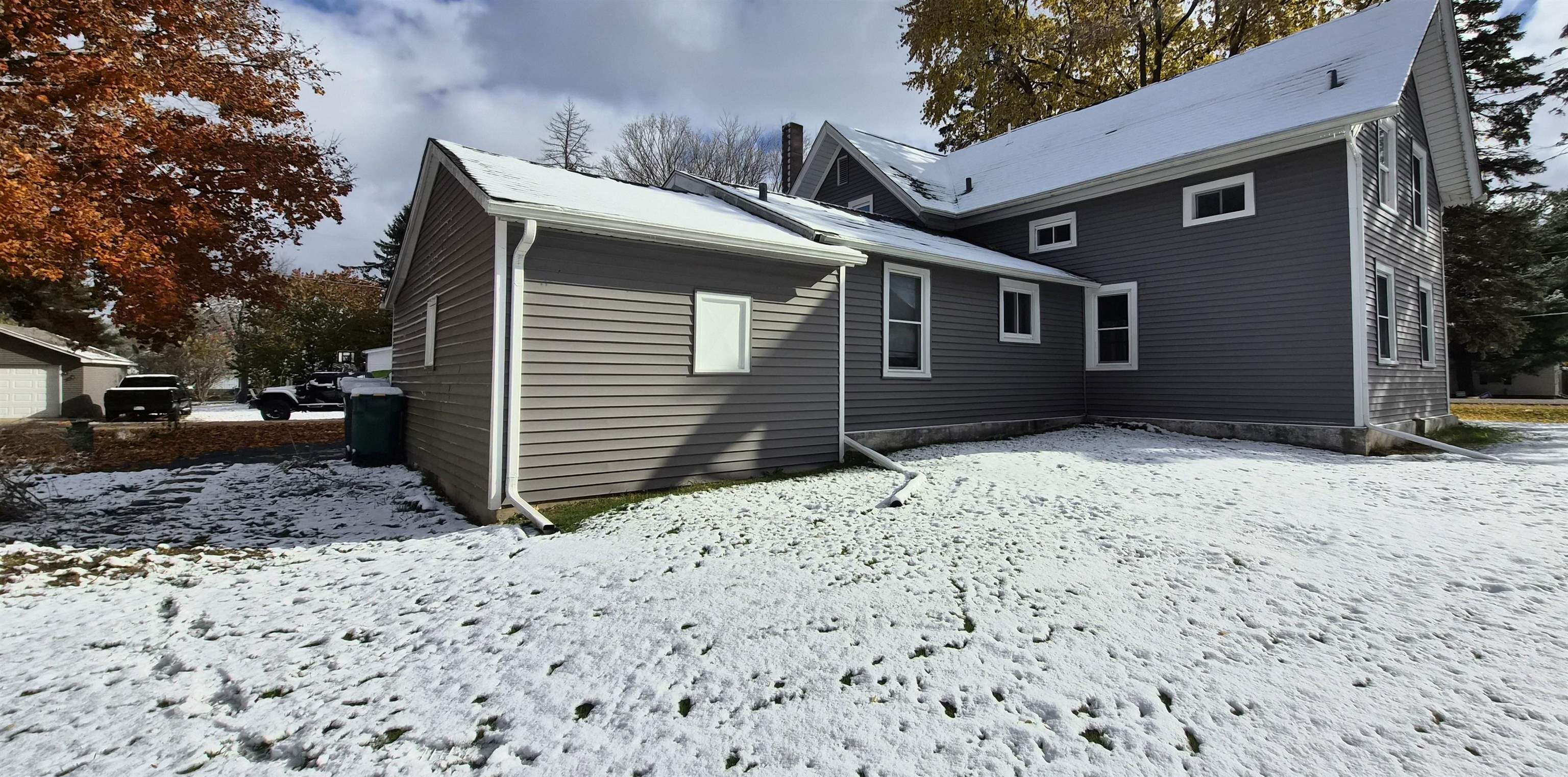 301 West Main Street Durand, IL 61024 - Photo 2 of 32 a front view of a house with a yard