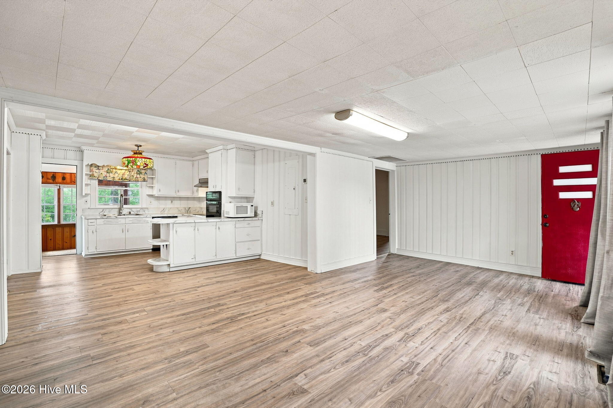 7220 Neal Road Lucama, NC 27851 - Photo 17 of 71 Kitchen & living room