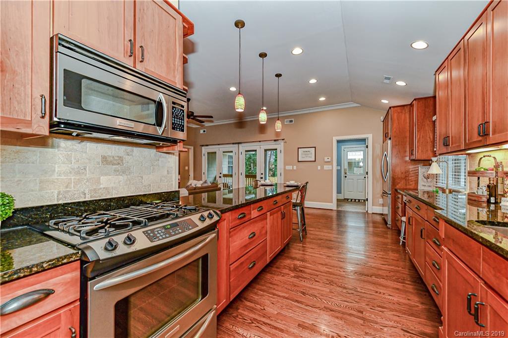 220 Scofield Road Charlotte, NC 28209 - Photo 13 of 40 Gallery Image 13