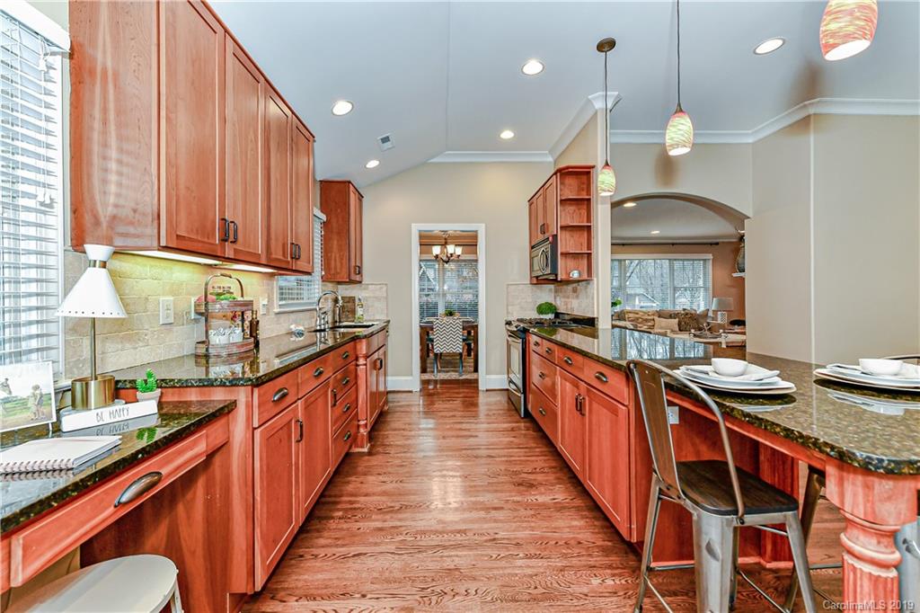 220 Scofield Road Charlotte, NC 28209 - Photo 14 of 40 Gallery Image 14