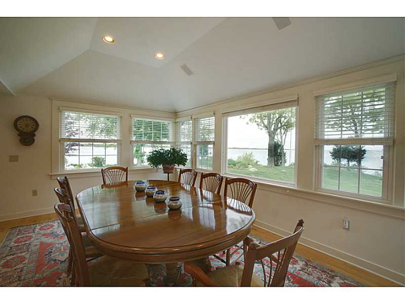 29 Lincoln Road Charlestown, RI 02813 - Photo 12 of 24 Dining Area.