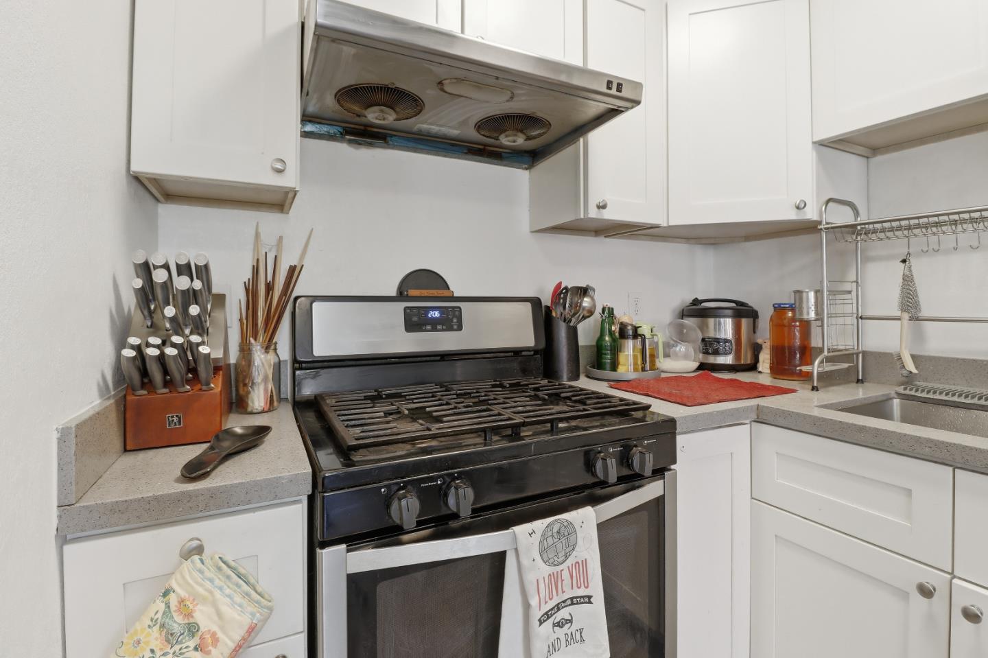 216 Rio Verde Street Daly City, CA 94014 - Photo 14 of 50
