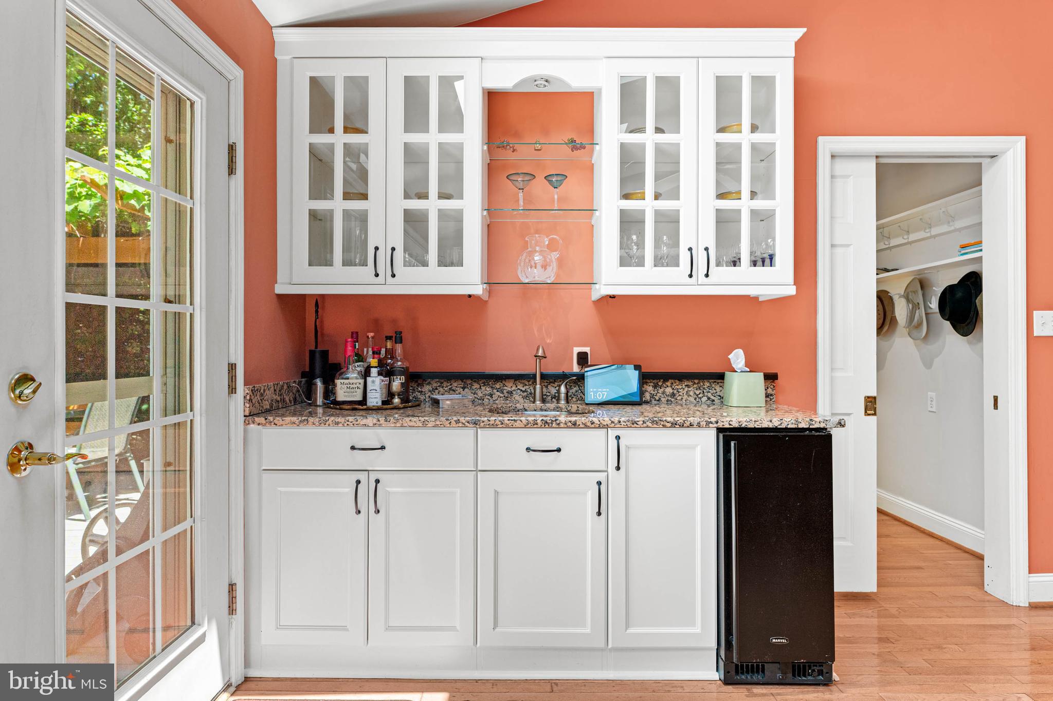 223 Upper Gulph Road Wayne, PA 19087 - Photo 18 of 56 Kitchen w/ Wet Bar