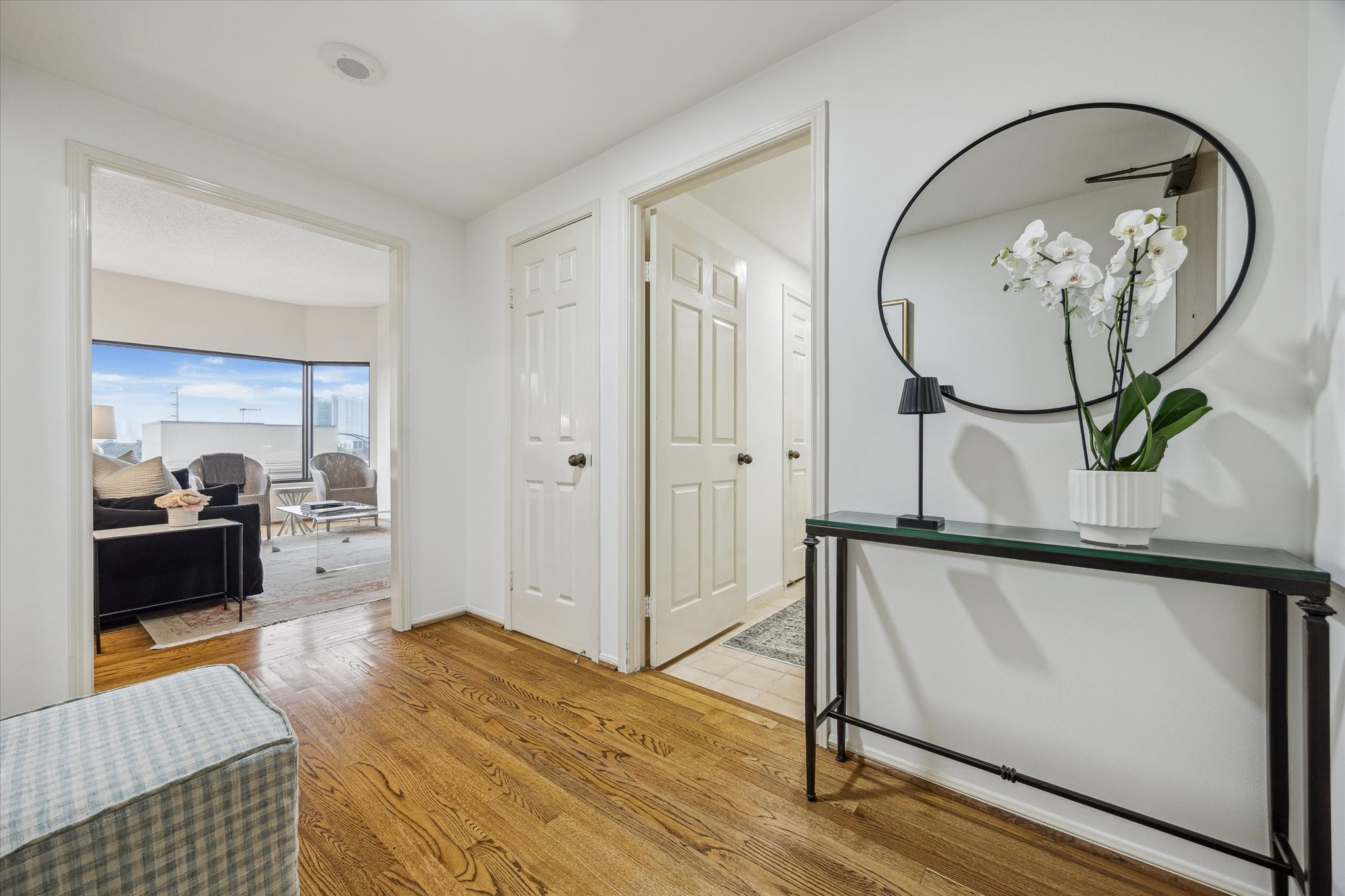 2001 Holcombe Boulevard, Unit 504 Houston, TX 77030 - Photo 8 of 38 a view of a bedroom from a hallway