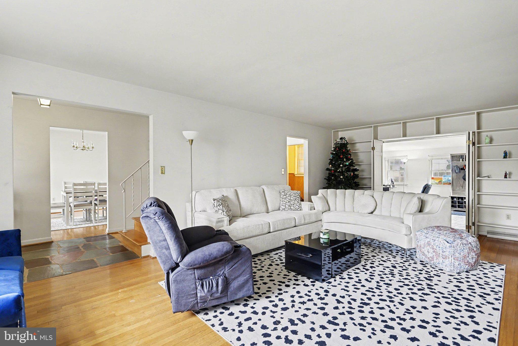 2072 Andover Drive Dover, PA 17315 - Photo 7 of 30 a living room with furniture