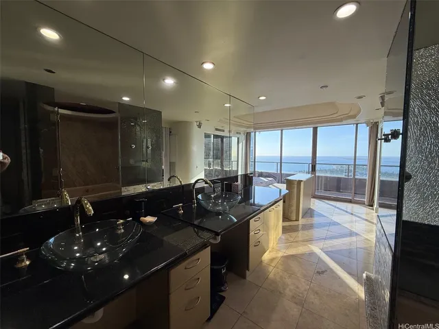 a bathroom with a tub