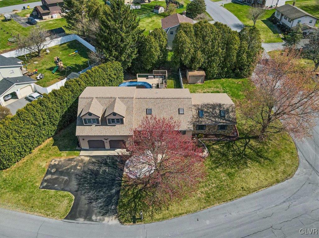 458 School House Road Nazareth, PA 18064 - Photo 5 of 74 Gallery Image 5