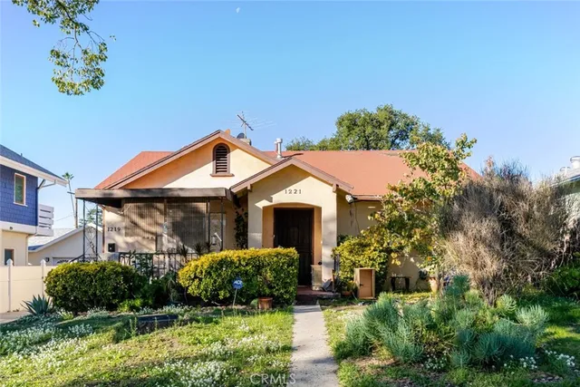 $1,400,000 | 1221 Wesley Avenue, Pasadena, CA 91104