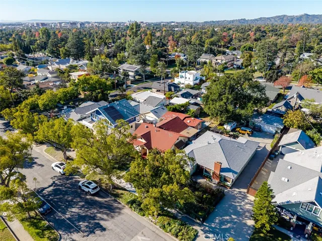$1,400,000 | 1221 Wesley Avenue, Pasadena, CA 91104