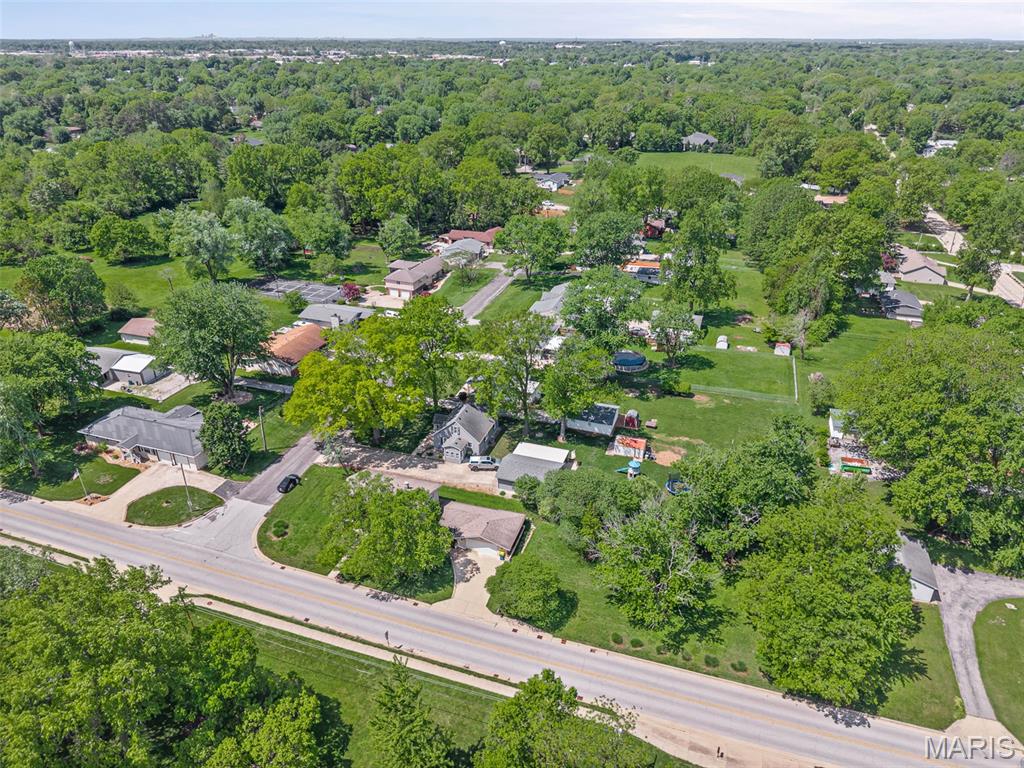 1237 Gerber Road Edwardsville, IL 62025 - Photo 37 of 38 Gallery Image 37