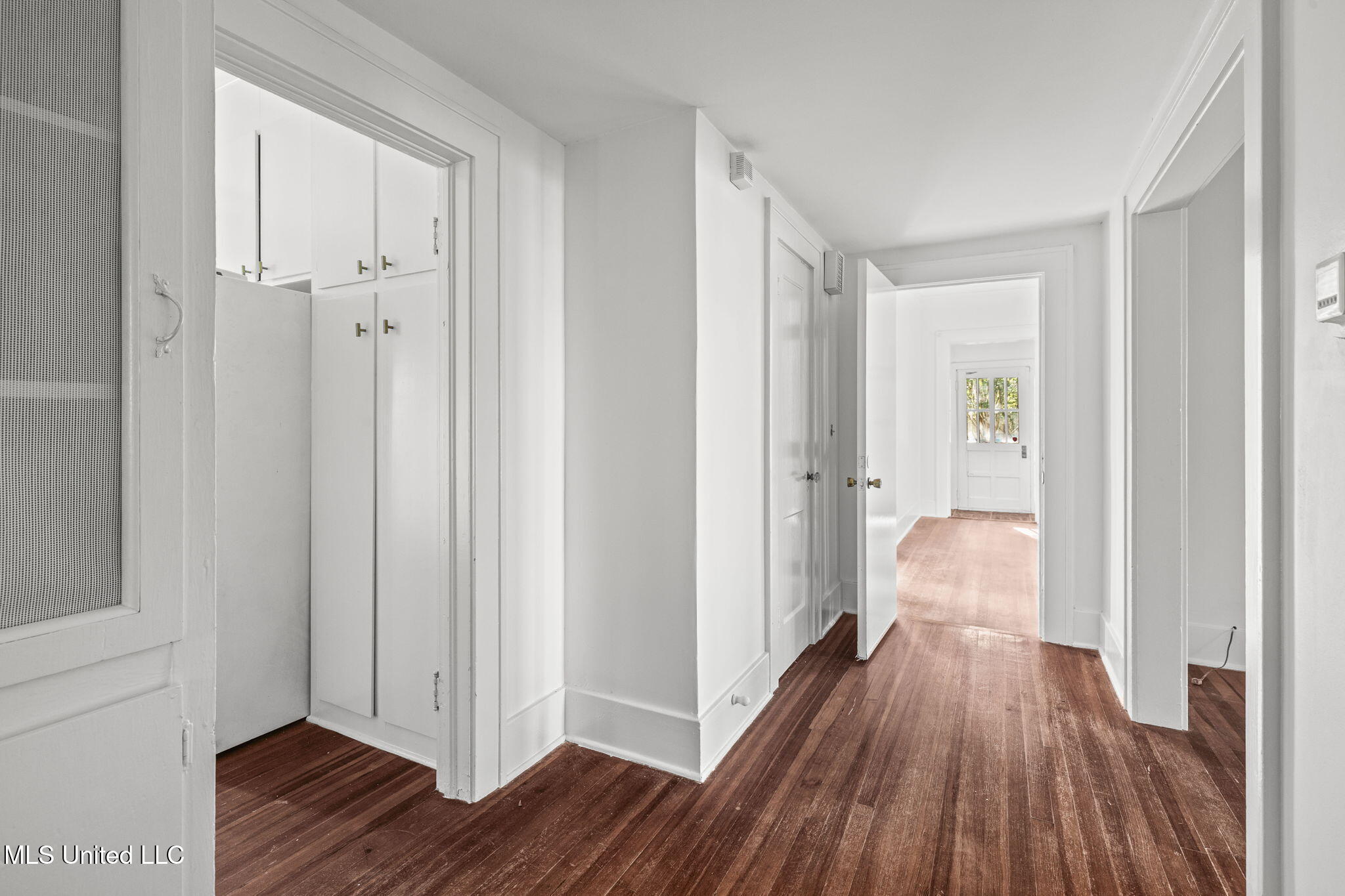 1320 Greymont Street Jackson, MS 39202 - Photo 11 of 34 14-web-or-mls-1320 Greymont-14