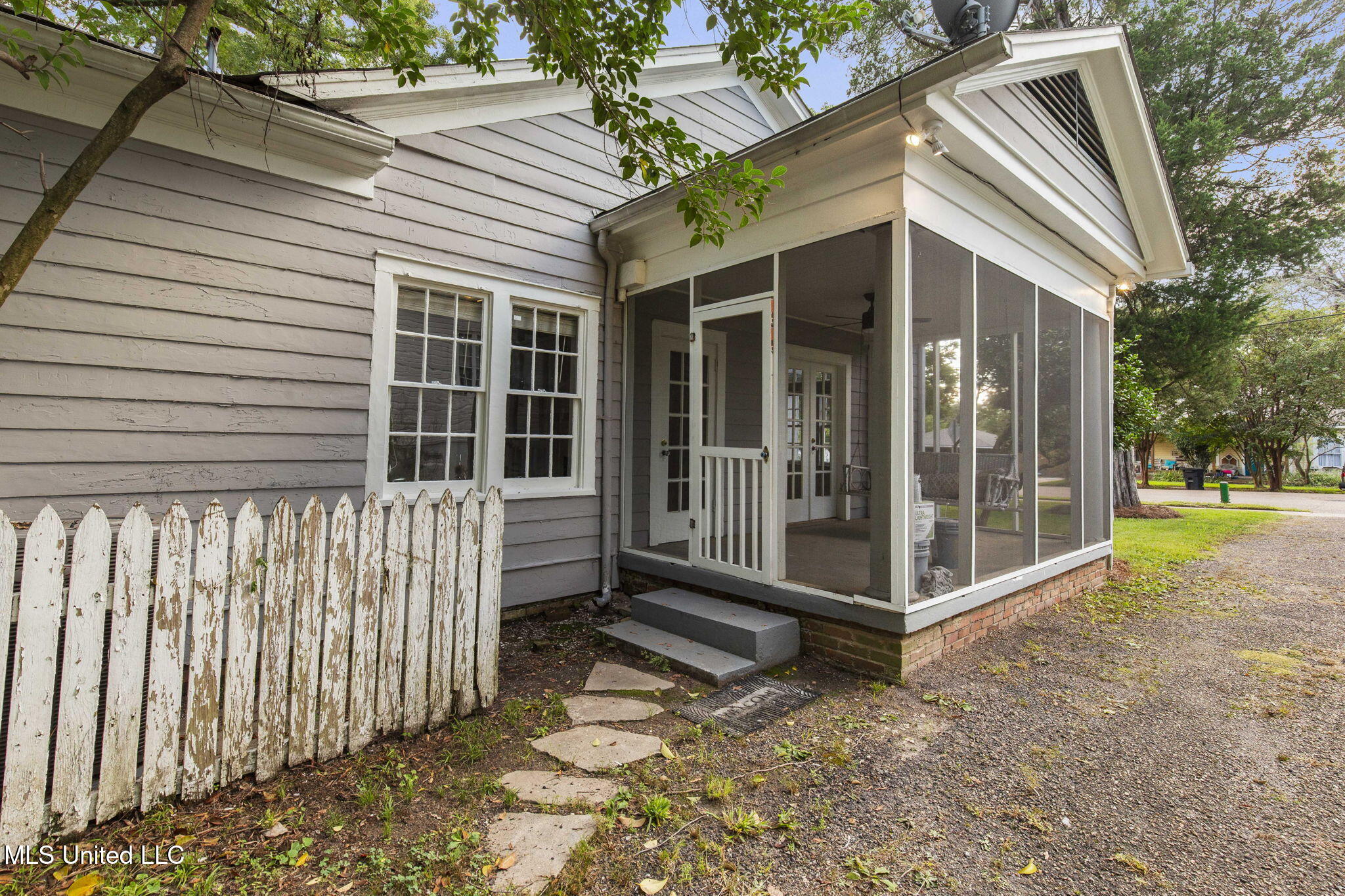 1320 Greymont Street Jackson, MS 39202 - Photo 25 of 34 28-web-or-mls-1320 Greymont-28