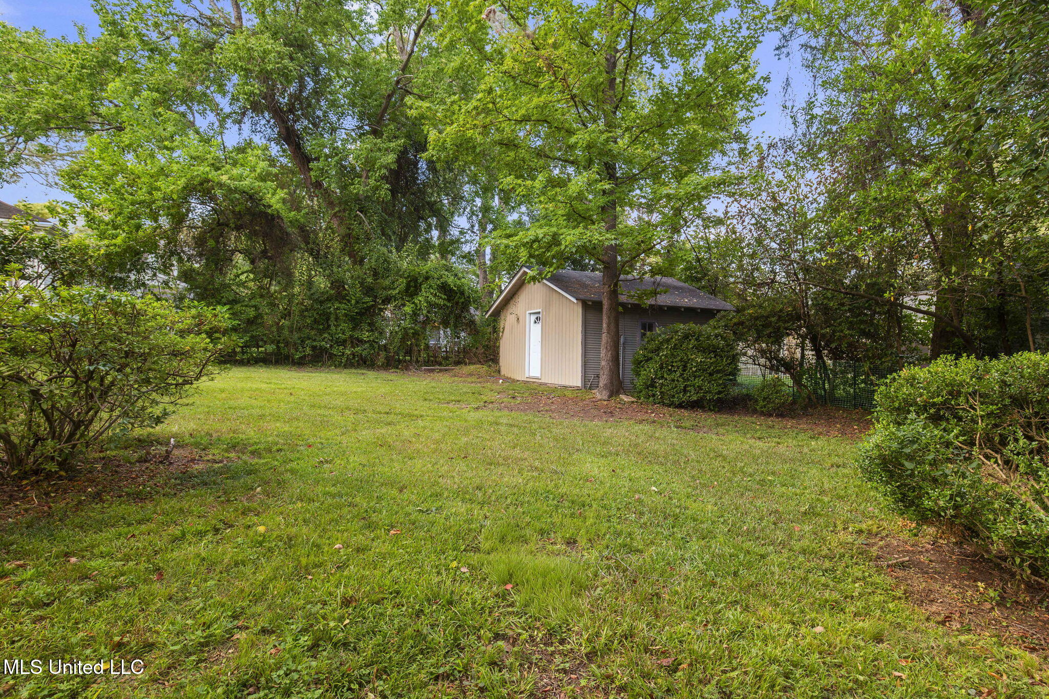 1320 Greymont Street Jackson, MS 39202 - Photo 30 of 34 32-web-or-mls-1320 Greymont-32