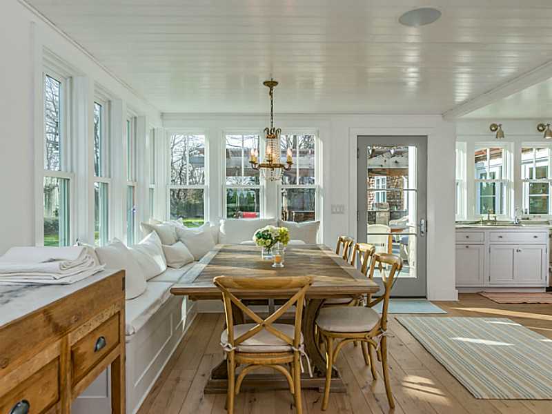 143 Longfellow Road Jamestown, RI 02835 - Photo 12 of 25 Dining Room.