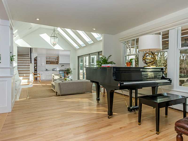 143 Longfellow Road Jamestown, RI 02835 - Photo 7 of 25 Other.