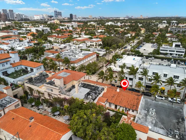 $25,000 | 250 Worth 4 Avenue, Unit 4, Palm Beach, FL 33480