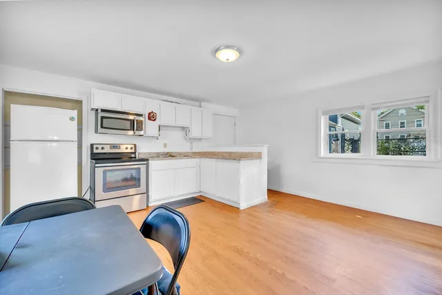 $1,685 | 2 North Street, Unit 3, Haverhill, MA 01830