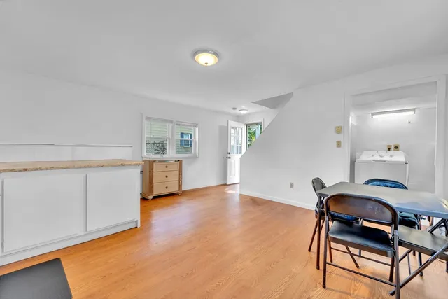 $1,685 | 2 North Street, Unit 3, Haverhill, MA 01830