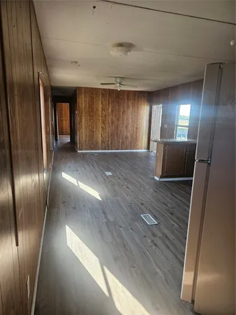 $1,200 | 1423 Prosperity Street, El Campo, TX 77437