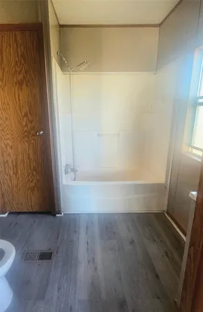 $1,200 | 1423 Prosperity Street, El Campo, TX 77437