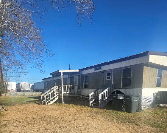 $1,200 | 1423 Prosperity Street, El Campo, TX 77437