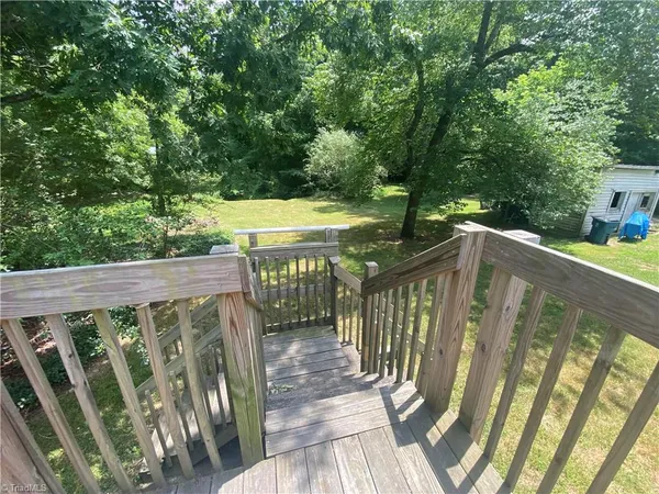 $1,025 | 6848 State Highway 49, Liberty, NC 27298