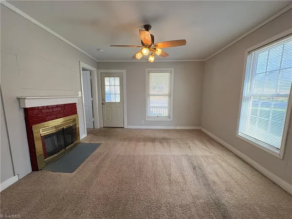 $1,025 | 6848 State Highway 49, Liberty, NC 27298