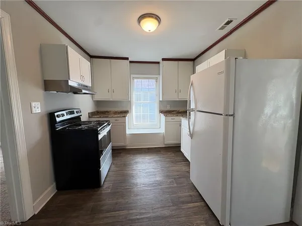 $1,025 | 6848 State Highway 49, Liberty, NC 27298