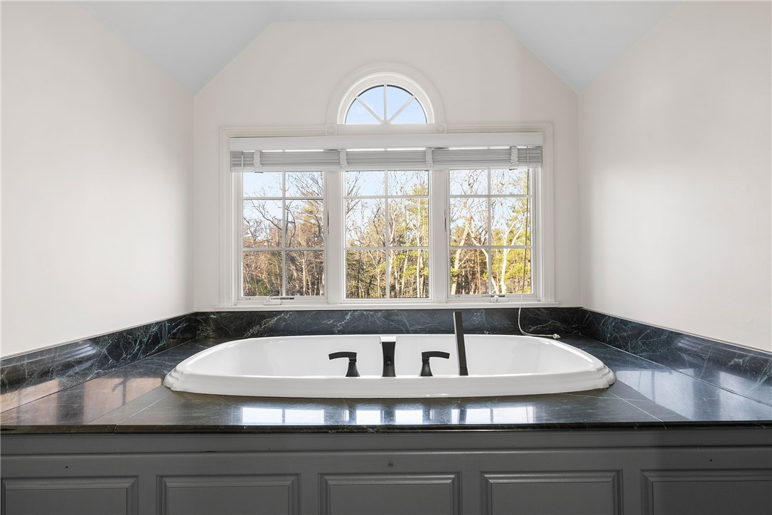 38 Miss Fry Drive East Greenwich, RI 02818 - Photo 20 of 47