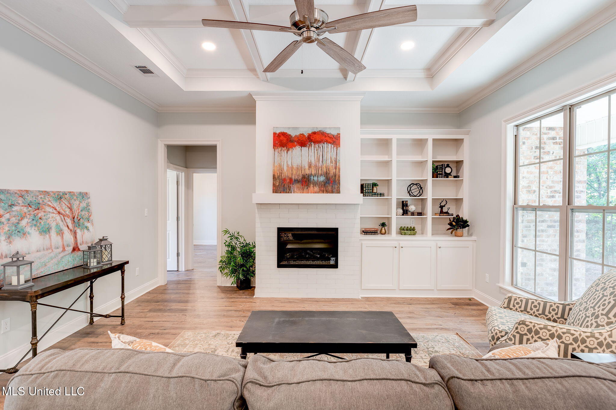 643 Scruggs Road Sumrall, MS 39482 - Photo 11 of 37 2 (6 of 25) Great Room