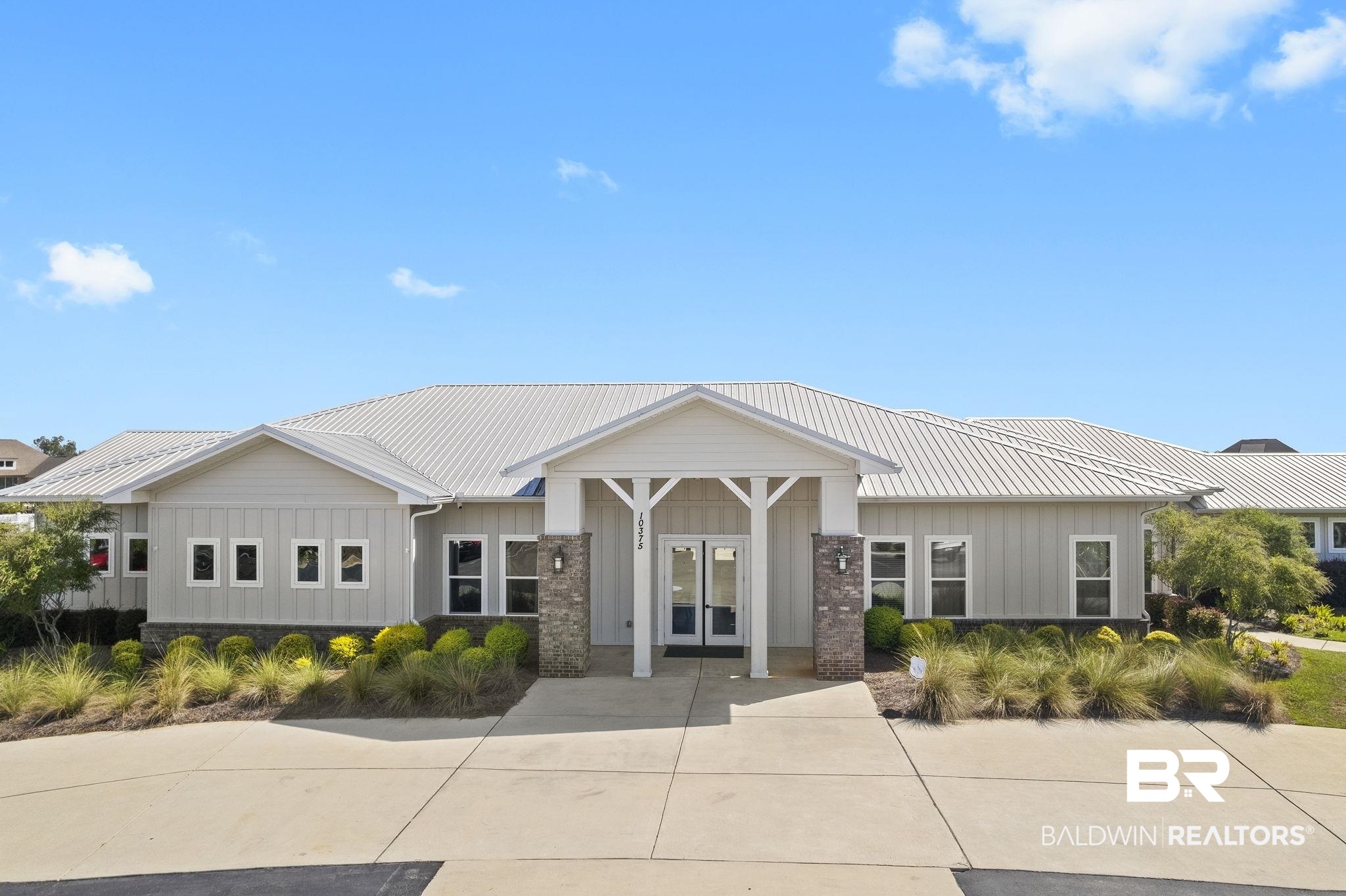 11303 Genuine Risk Circle Daphne, AL 36526 - Photo 75 of 100 Jubilee Farms clubhouse features poker room, fitness center, party room and pool access.
