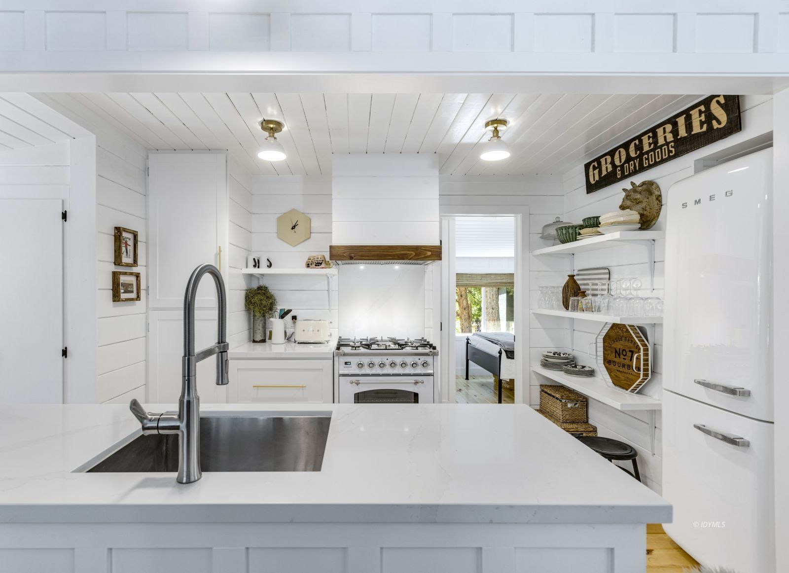 25115 Rim Rock Road Idyllwild, CA 92549 - Photo 11 of 26 Spectacular Kitchen