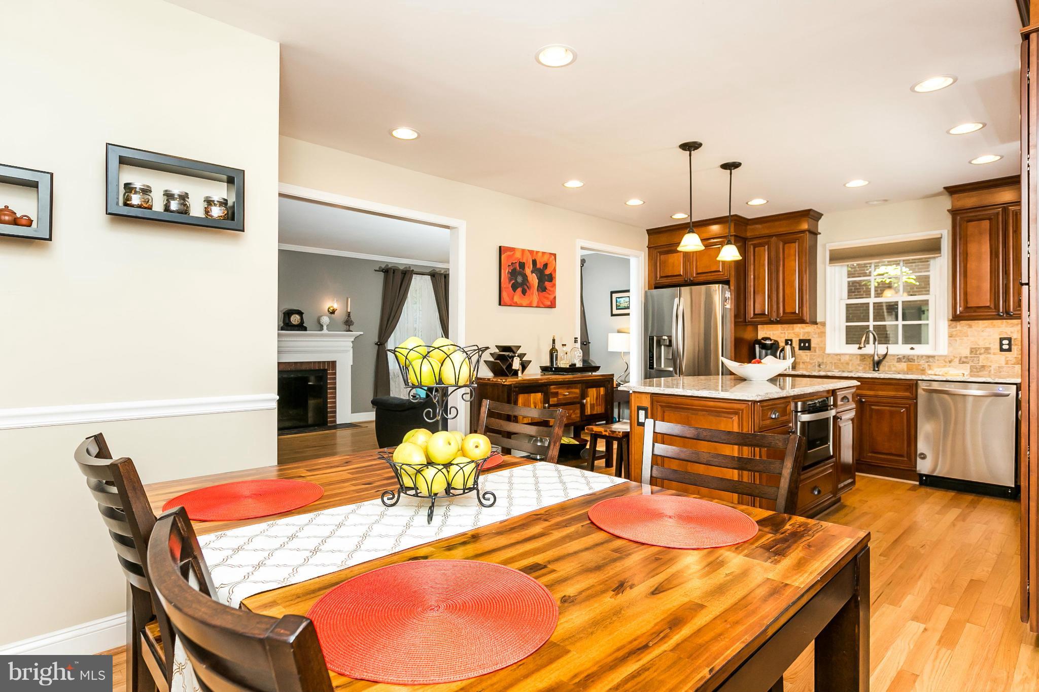 316 Broadmoor Road Baltimore, MD 21212 - Photo 9 of 30 Dining Room