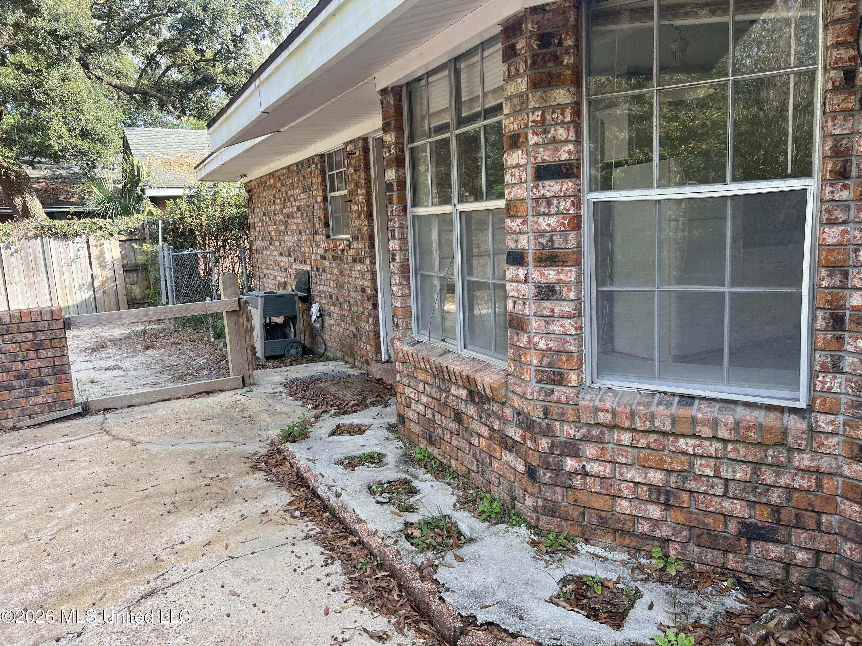 2530 Old Bay Road Biloxi, MS 39531 - Photo 12 of 14 IMG_4267