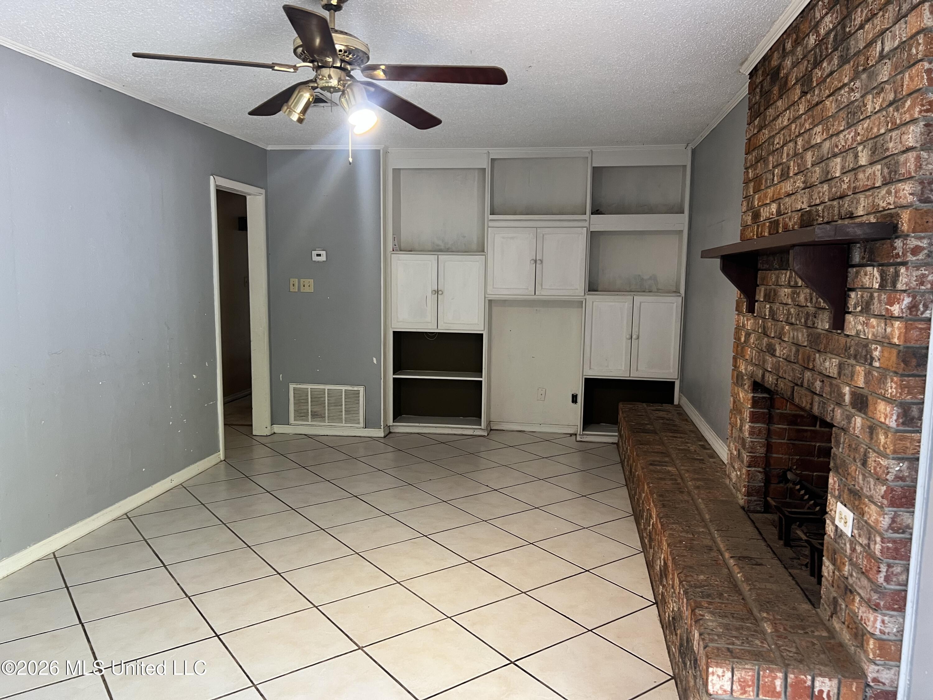 2530 Old Bay Road Biloxi, MS 39531 - Photo 4 of 14 IMG_4260