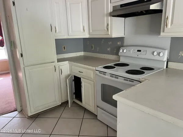$224,900 | 2530 Old Bay Road, Biloxi, MS 39531