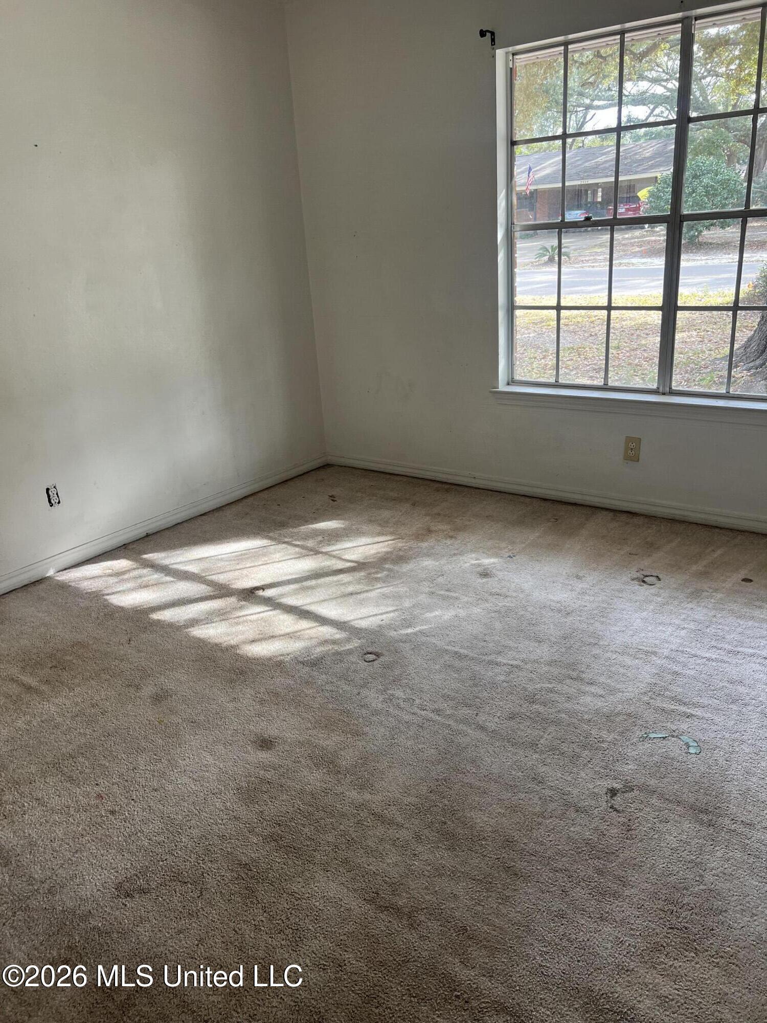 2530 Old Bay Road Biloxi, MS 39531 - Photo 7 of 14 IMG_4271