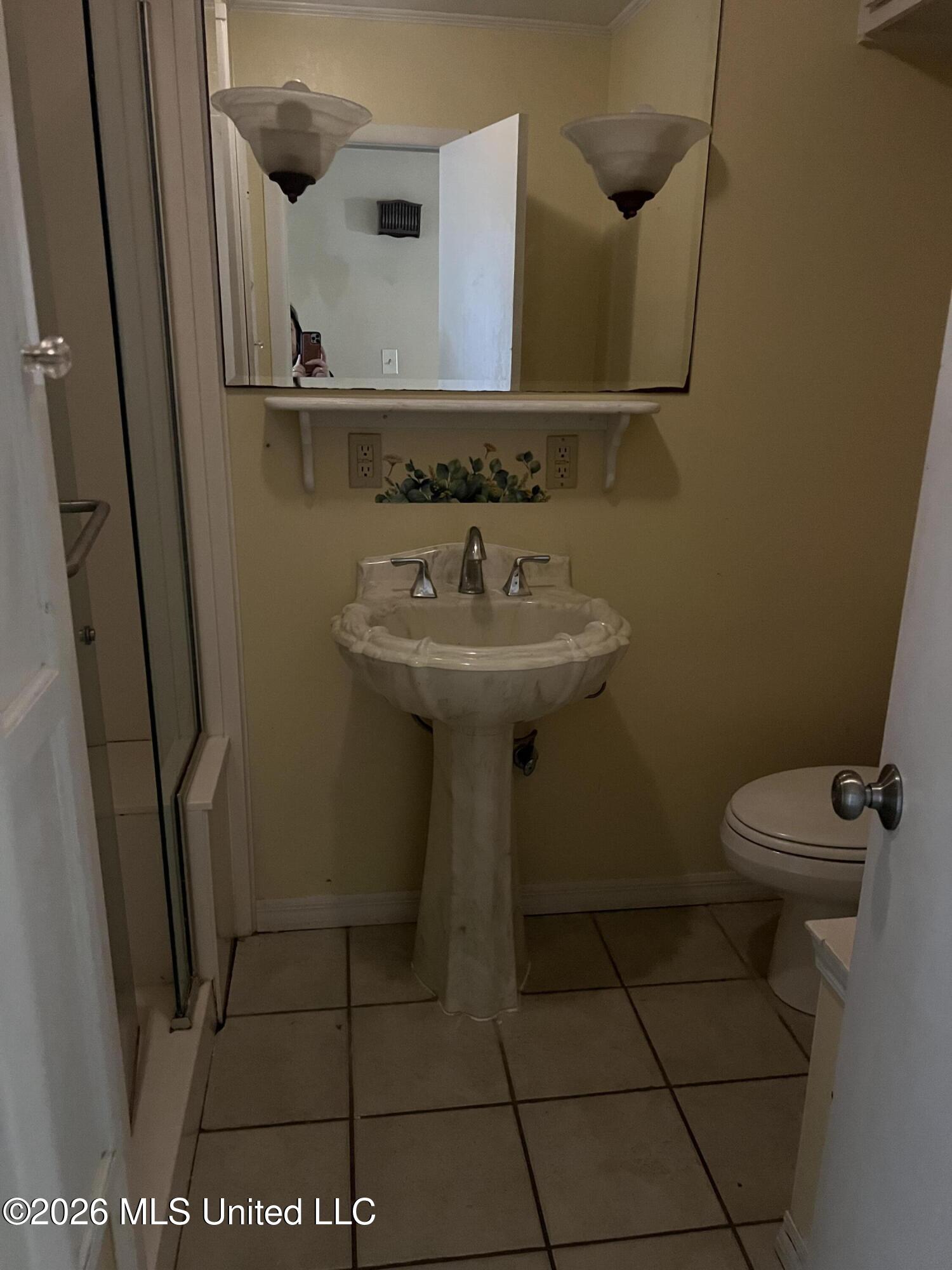 2530 Old Bay Road Biloxi, MS 39531 - Photo 8 of 14 IMG_4270